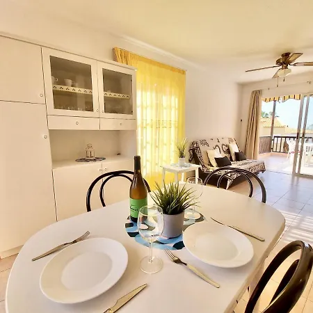 Mango Beach Resort *